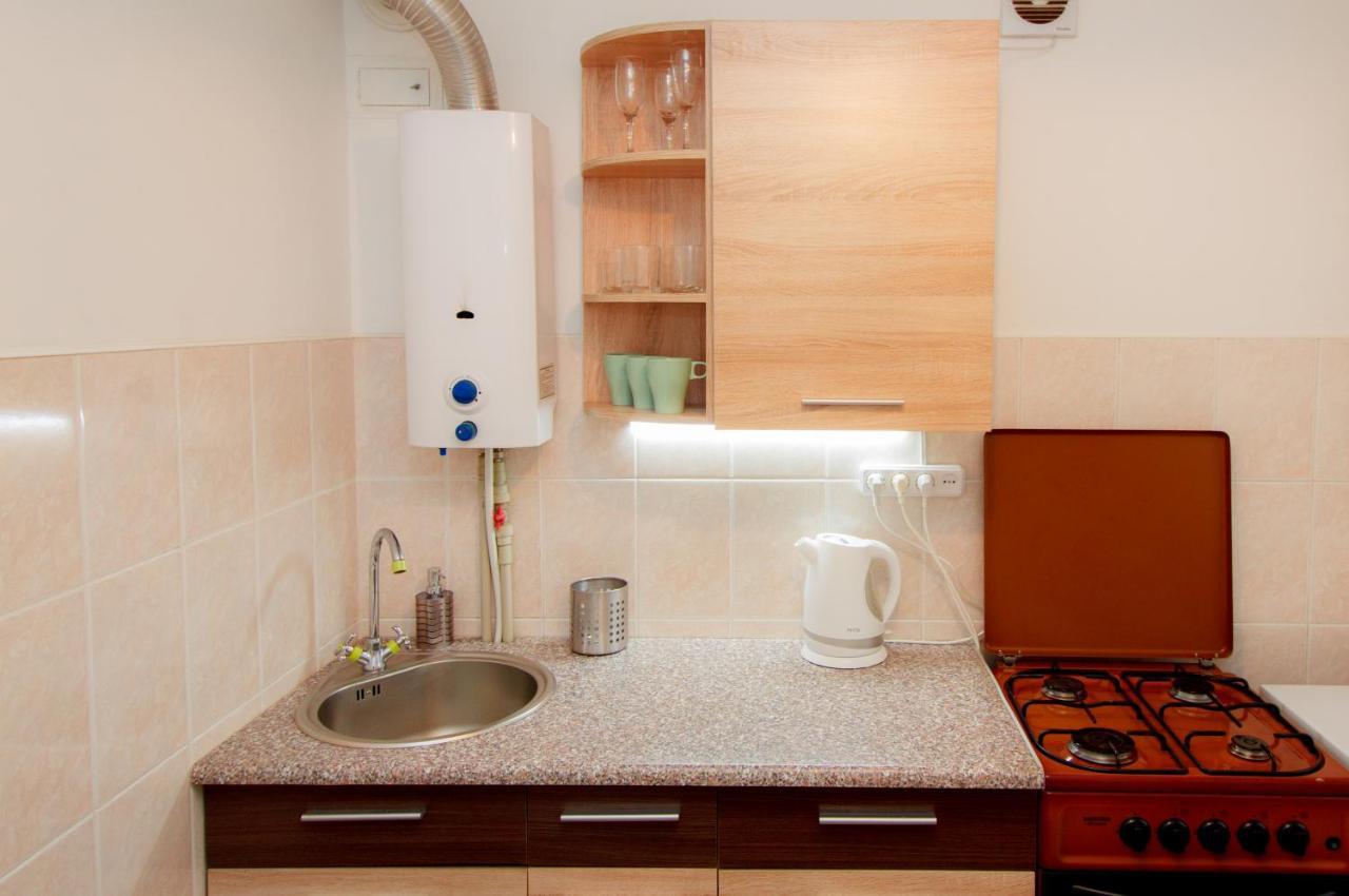Apartment On Soborniy 85 Oleksandriia Exterior foto
